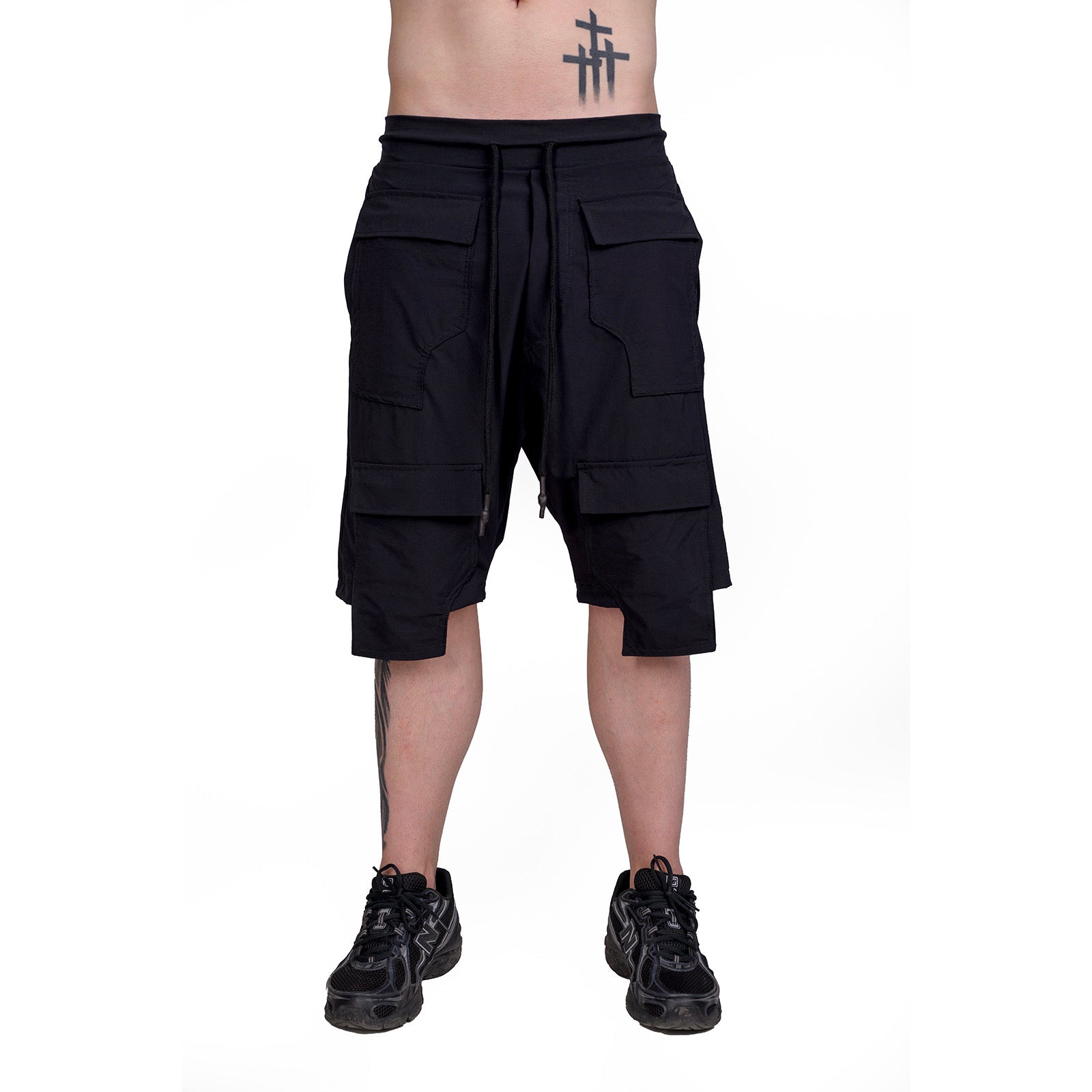 BLACK "MULTI-POCKET" SHORTS