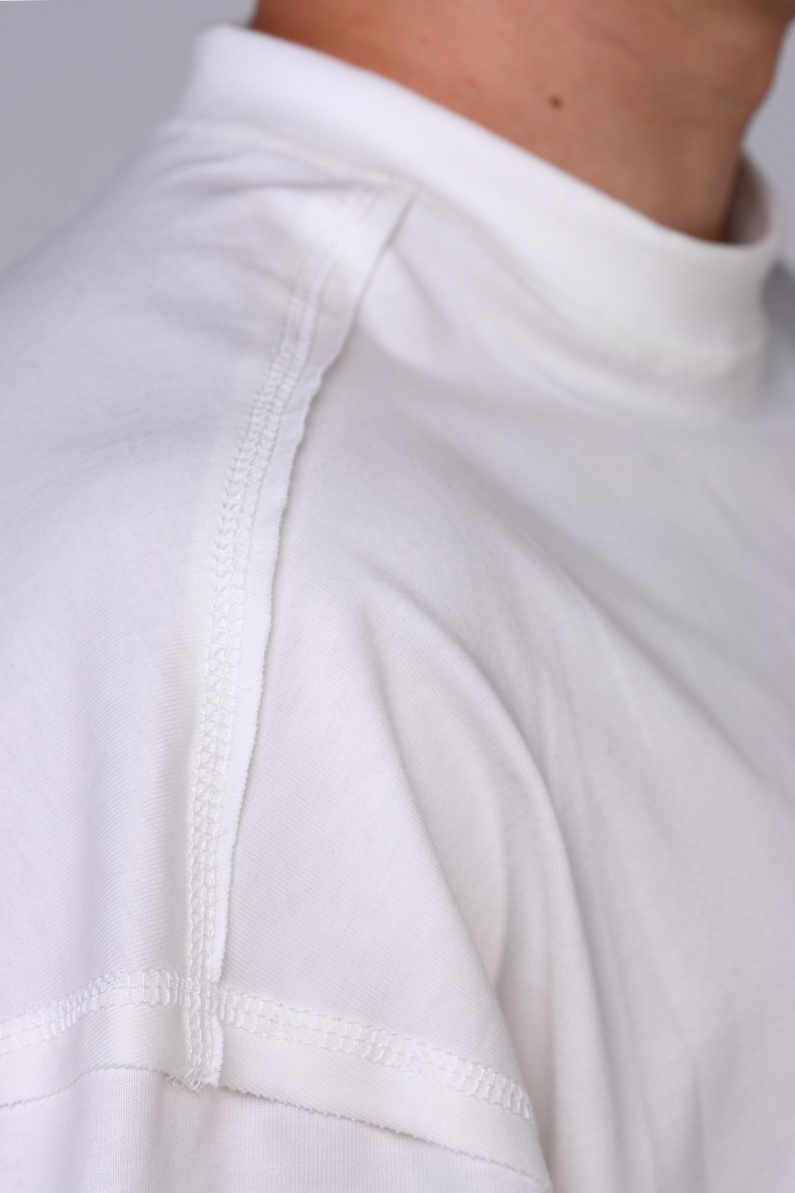 WHITE "DIRTY KID" T-SHIRT